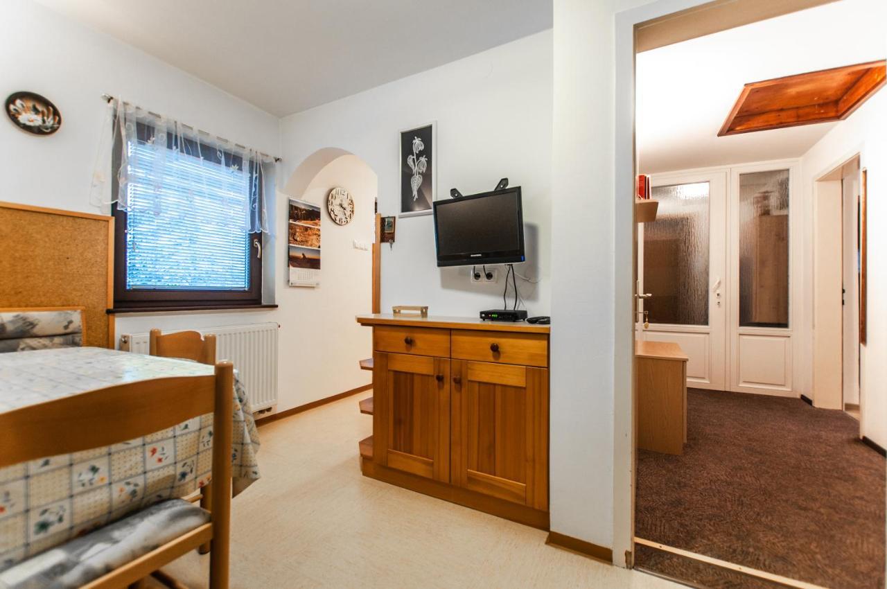 Apartment Ticar ボーヒニ エクステリア 写真
